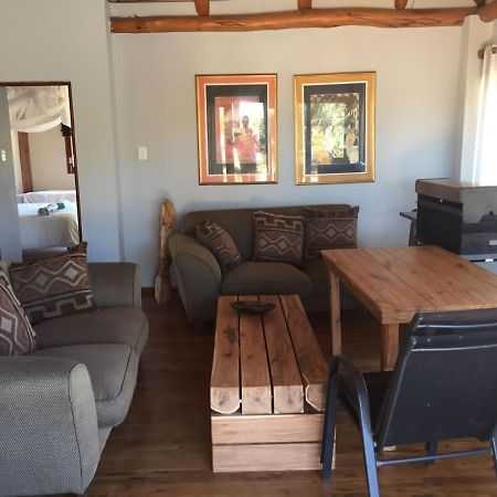 Eclectic Beach Retreat Cabo Nhamua Bagian luar foto