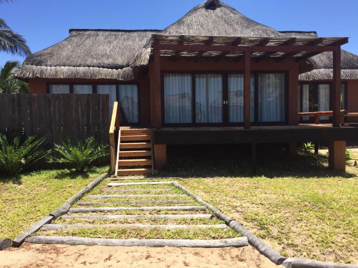Eclectic Beach Retreat Cabo Nhamua Bagian luar foto