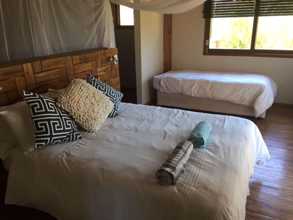Eclectic Beach Retreat Cabo Nhamua Bagian luar foto