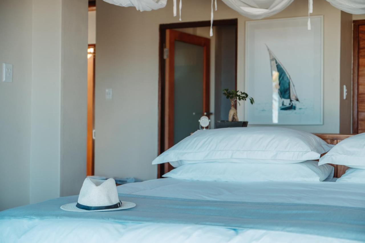 Eclectic Beach Retreat Cabo Nhamua Bagian luar foto